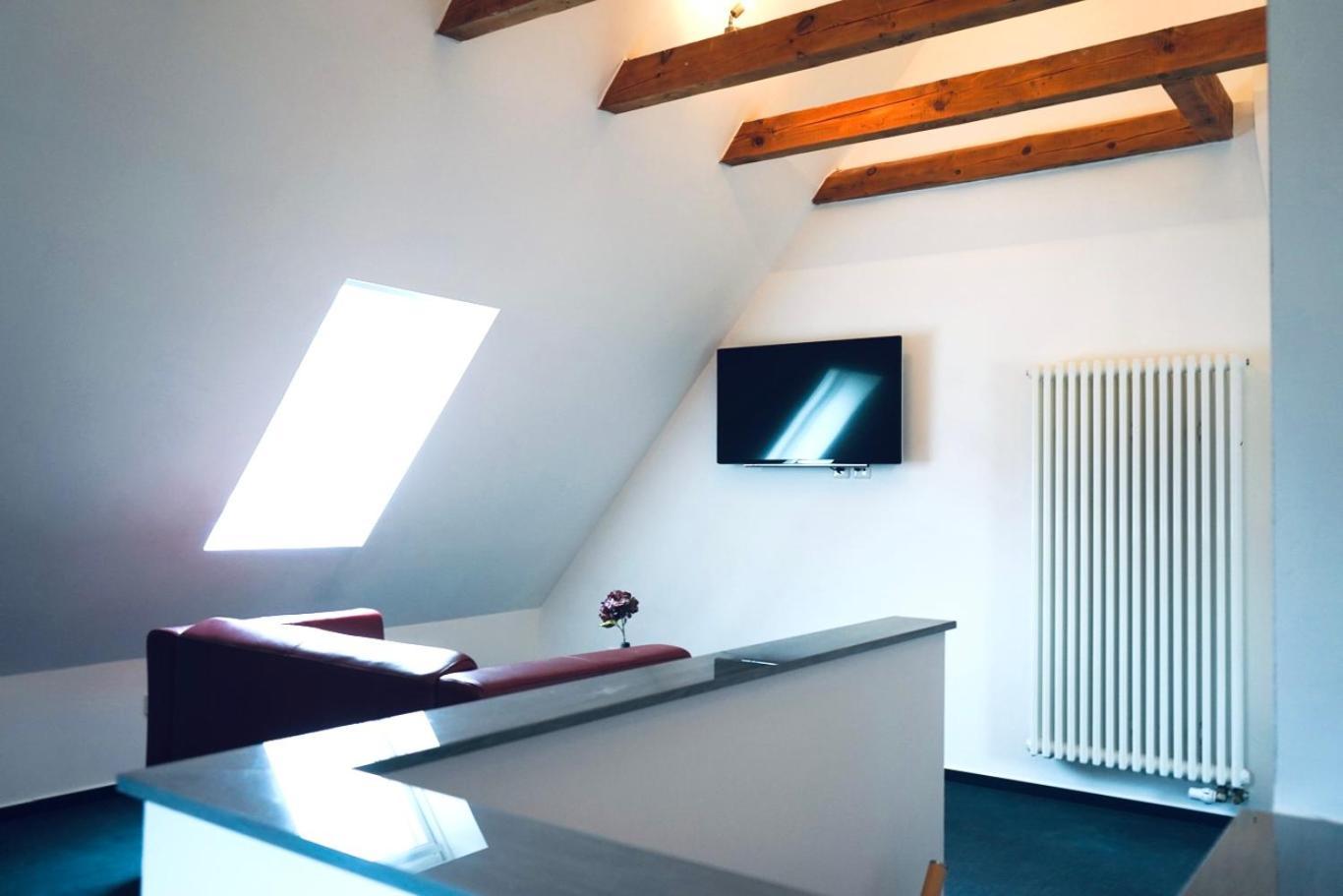 Haus Im Gruenen Fuer 6 Personen-3 Schlafzimmer- 3 Baedern -Waschmaschine-Grosse Terrasse- Vollausgestattete Kueche Wolfsburg Exterior foto