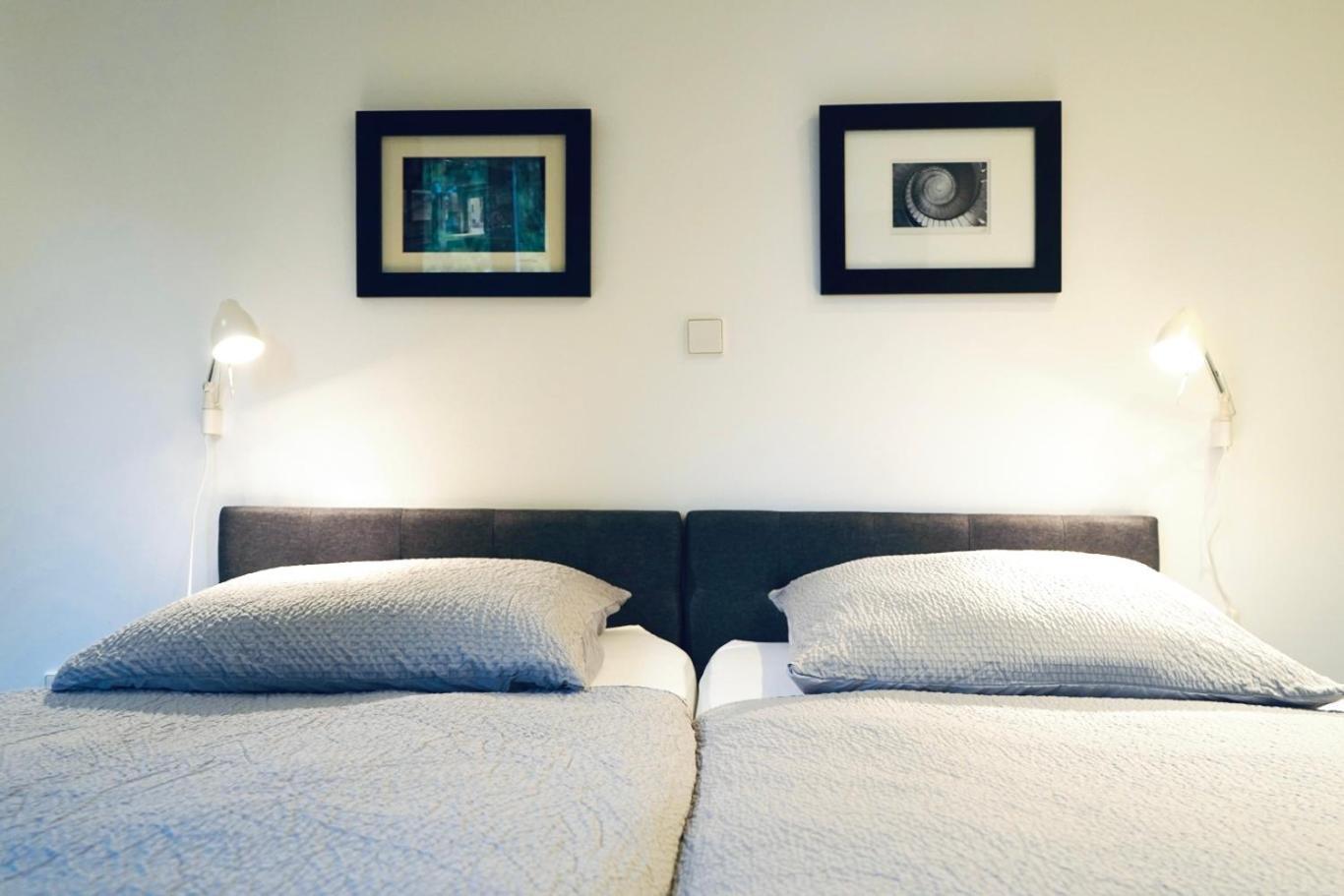 Haus Im Gruenen Fuer 6 Personen-3 Schlafzimmer- 3 Baedern -Waschmaschine-Grosse Terrasse- Vollausgestattete Kueche Wolfsburg Exterior foto