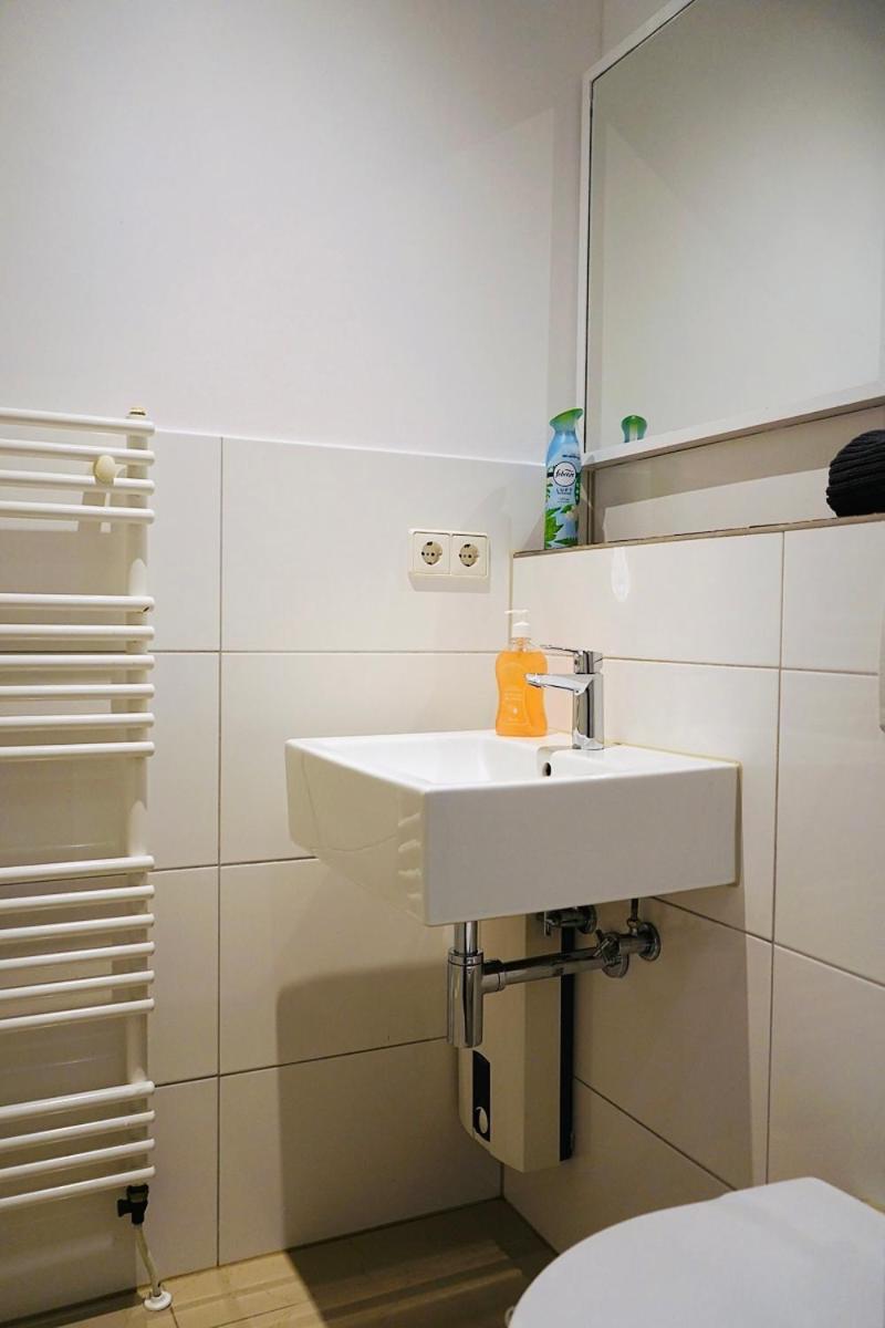 Haus Im Gruenen Fuer 6 Personen-3 Schlafzimmer- 3 Baedern -Waschmaschine-Grosse Terrasse- Vollausgestattete Kueche Wolfsburg Exterior foto