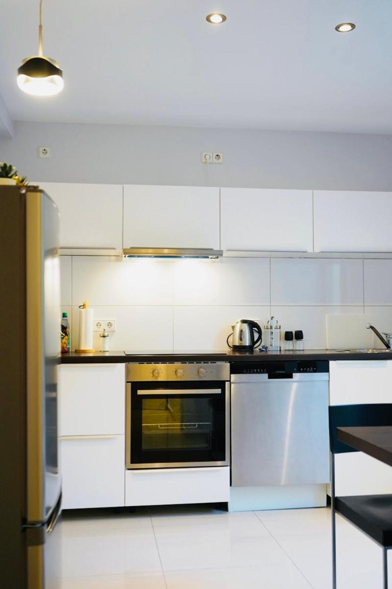 Haus Im Gruenen Fuer 6 Personen-3 Schlafzimmer- 3 Baedern -Waschmaschine-Grosse Terrasse- Vollausgestattete Kueche Wolfsburg Exterior foto